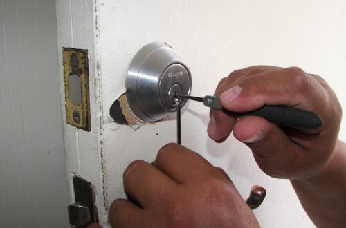 Do You Need Emergency Locksmith Services in Plantation?